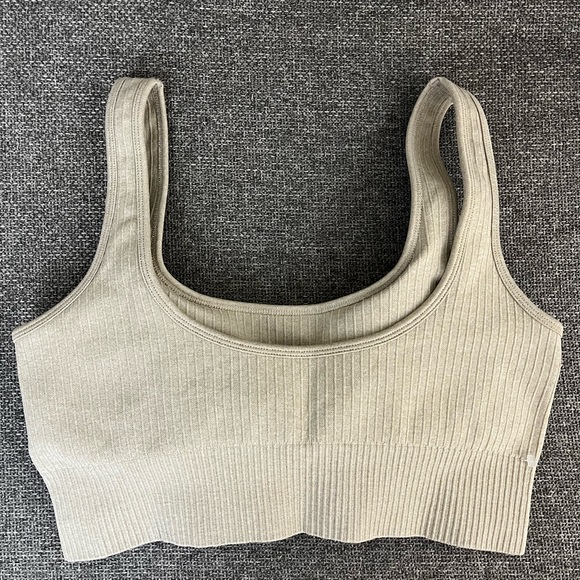 Sports bra - Picture 2 of 3